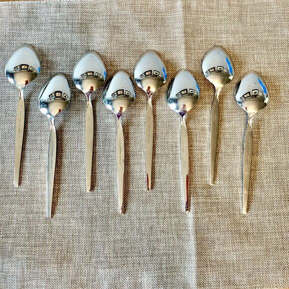 Oneida Community Stainless Older Satinique 8 Oval Soup Spoons Betty Crocker MCM - Picture 2 of 6